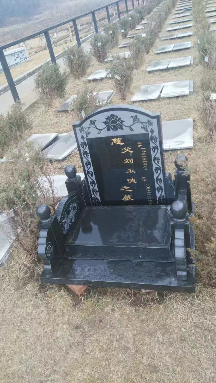 山西黑厂家介绍墓碑的石料选择